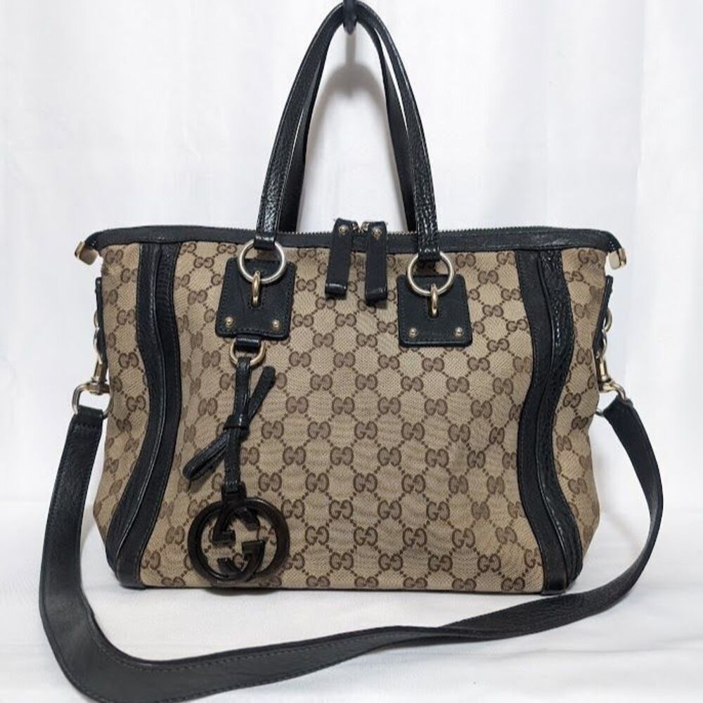 Gucci GG canvas handbag shoulder bag charm